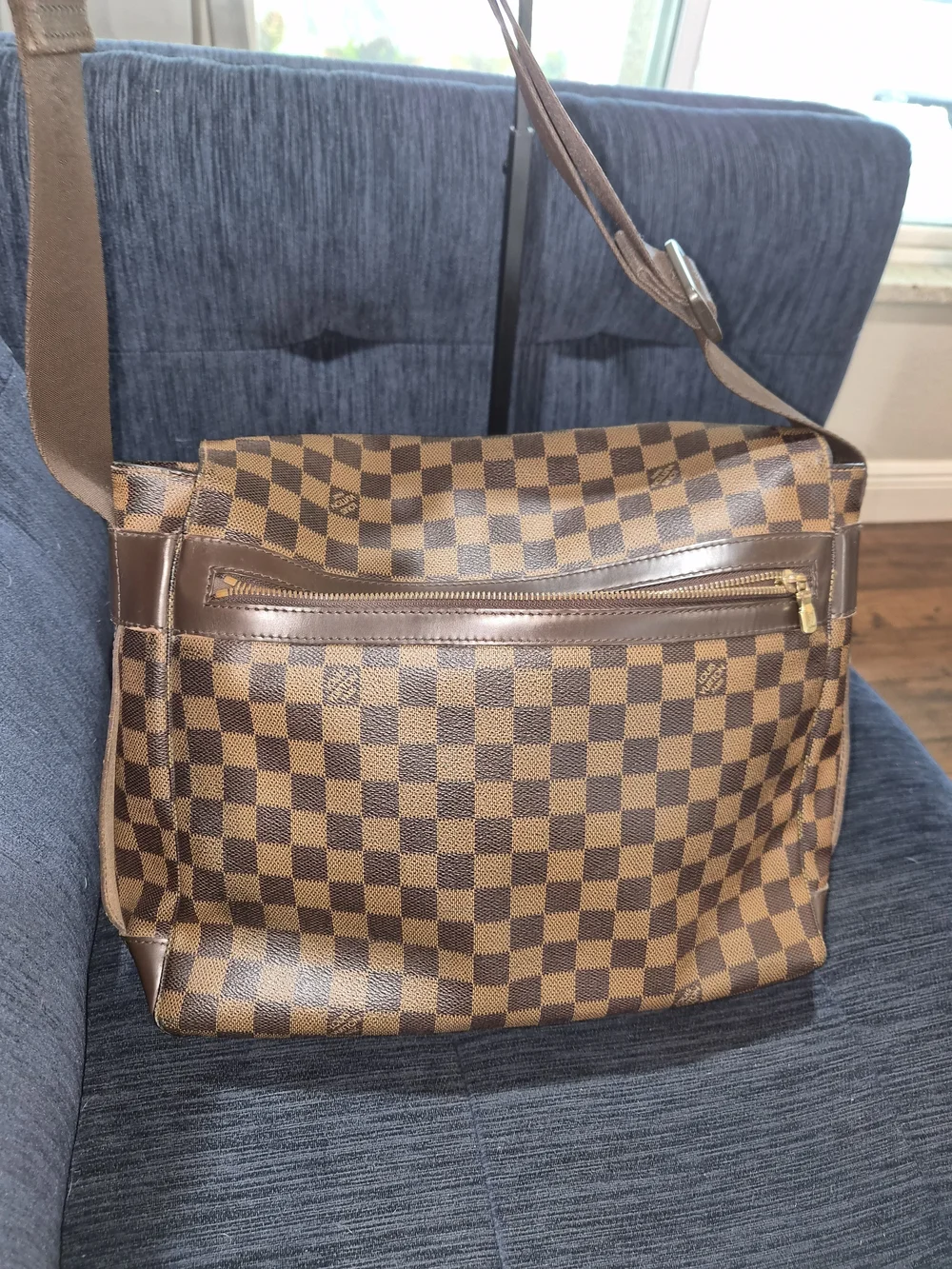 Louis Vuitton Bastille Messenger Bag Damier Ebene Crossbody Laptop
